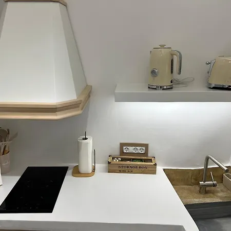 Mikri Kamara Tripótamos