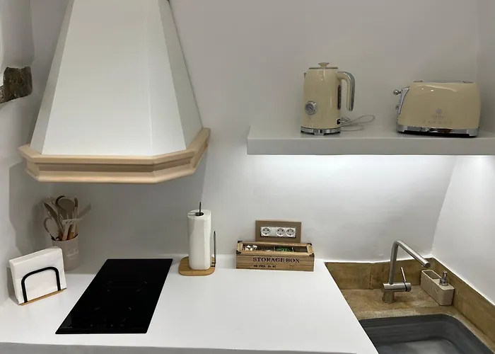 Mikri Kamara Tripotamos (Tinos)